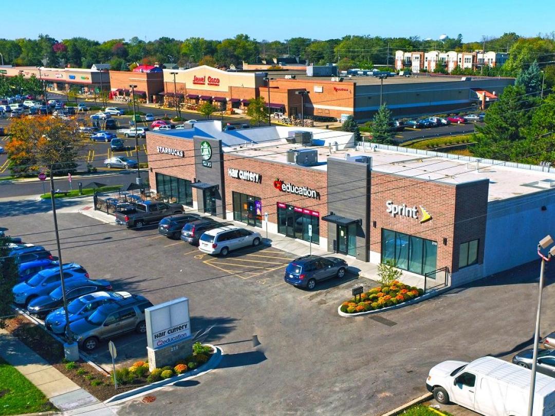 New Starbucks Center Naperville